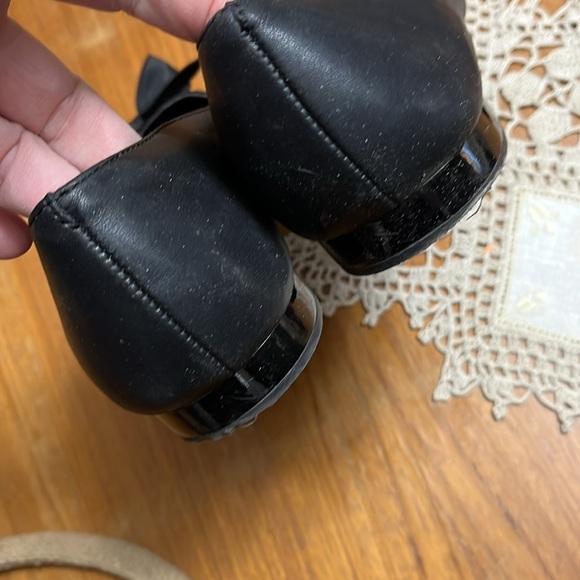 Kenneth Cole Reaction Women's Lily Flat - Picture 5 of 5